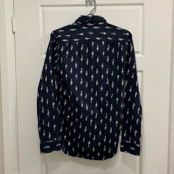Club Monaco shirt size XS - Picture 3 of 3
